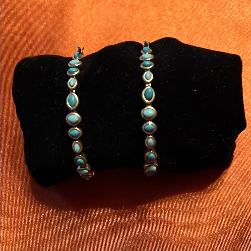 Elegant Gold and Turquoise Bracelet Set